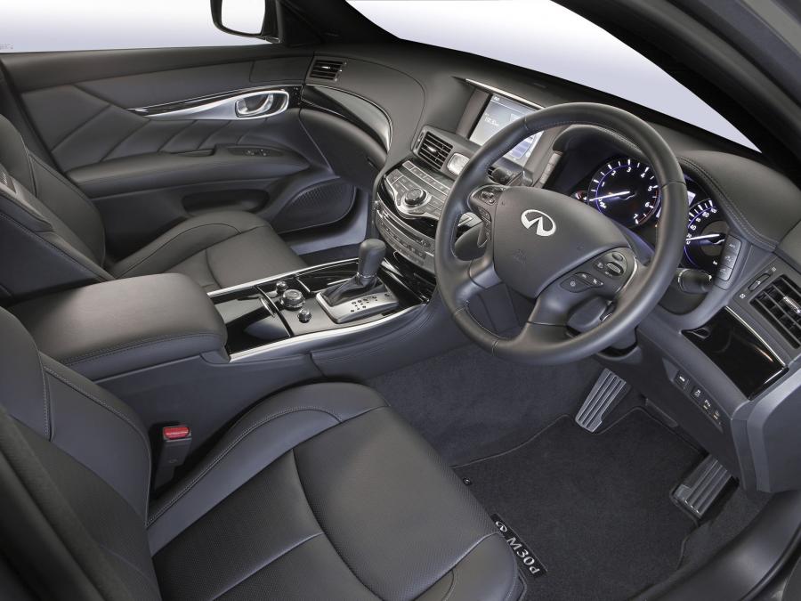  Infiniti M30d S 2012 года  (AU) (фото 9 из 10)